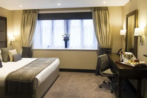 Wellington Hotel by Blue Orchid in Londen, foto 15