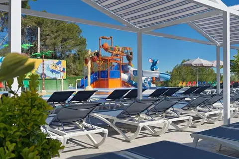 H10 Mediterranean Village in Salou — foto 9