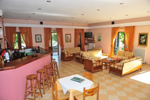 Amfitriti Hotel in Molyvos — foto 18