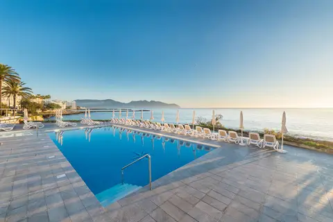 Hotel Atolon & Kaafu Beach Club in Son Servera