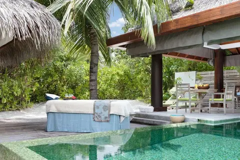 Naladhu Private Island in Coconut Grove — foto 4