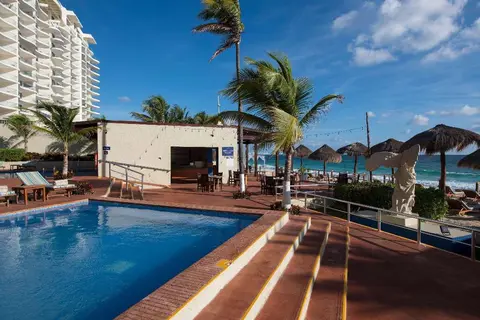 Club Regina Cancun in Cancún — foto 21