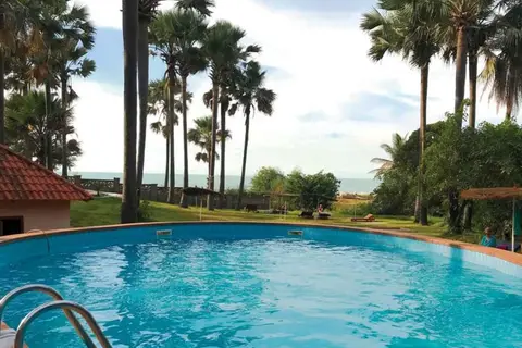 Lemon Creek Hotel Resort in Sukuta — foto 30