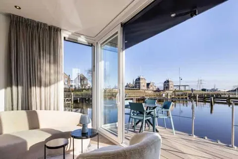 Huren Houseboat Lemmer foto 1