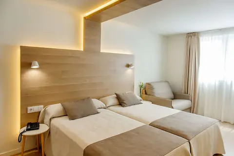 Hotel Carlos I in Benidorm — foto 5