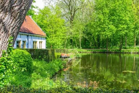 Het Kasteel van Rhoon - Het Koetshuys foto 13
