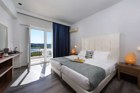 The Royal Grand Hotel in Korfoe — foto 3
