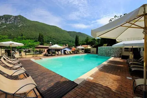 Guesia Village Hotel & Spa in Foligno