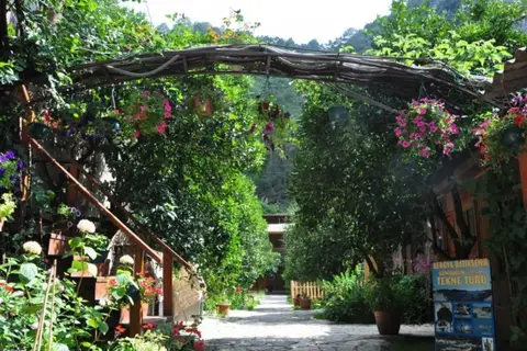 Türkmen Tree Houses in Kumluca — foto 13