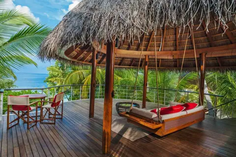W Maldives in Stores — foto 17