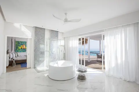 Emerald Maldives Resort & Spa in Rah Gili Maldives — foto 16
