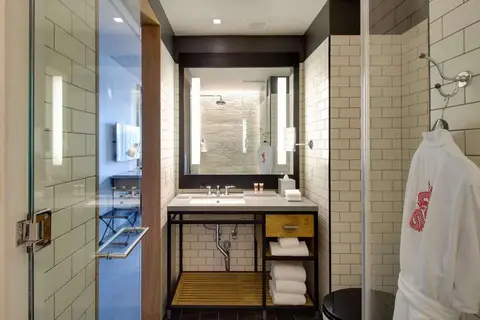 50 Bowery NYC in New York — foto 26