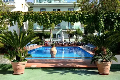 Hotel Central Sorrento in Sorrento, foto 16