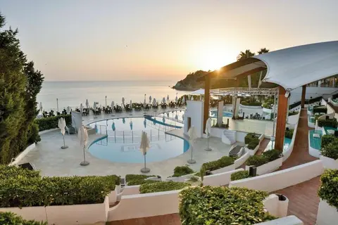 Scoglio Della Galea Resort & Spa in Ricadi, foto 15