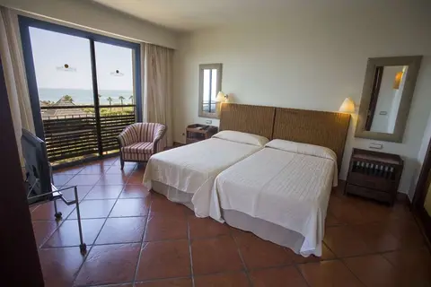 Puerto Antilla Grand Hotel in Lepe — foto 9