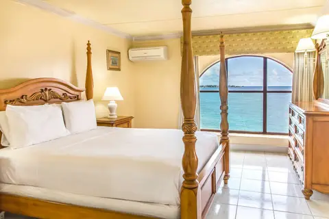 Barbados Beach Club in Maxwell