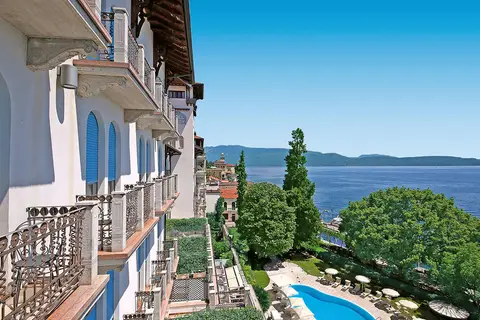 Hotel Savoy Palace in Gardone Riviera