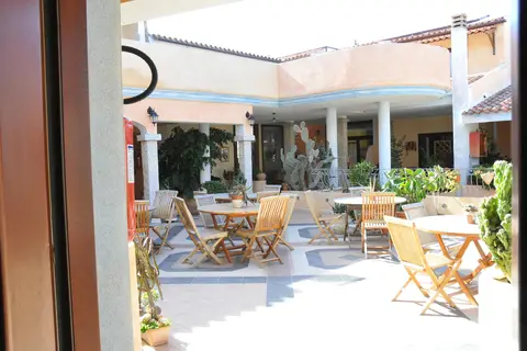 Bonsai Hotel in Santu Diadòru/San Teodoro — foto 27