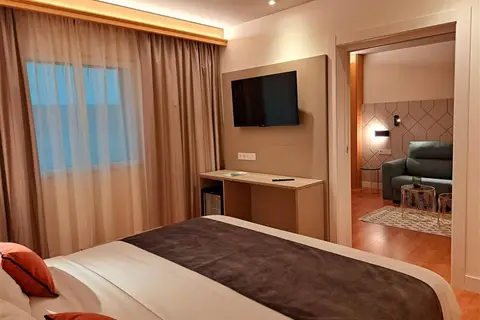Hotel Puerta Santander in Santander — foto 9