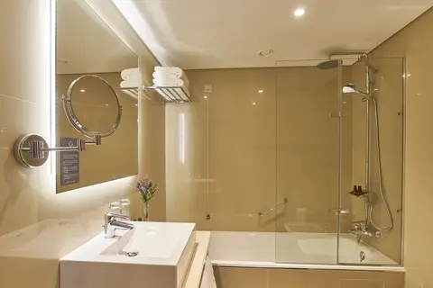 Hotel PortoBay Marquês in Almada — foto 27