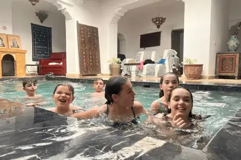 Hotel Riad Dar Bounouar in Marrakech — foto 22