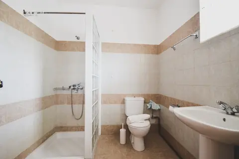 Coliseum Studios & Apartments in Πεύκοι — foto 28