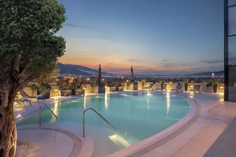 Hyatt Regency Izmir Istinye Park in Konak — foto 25