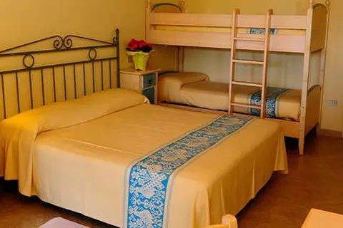Hotel L'Esagono in San Teodoro — foto 22