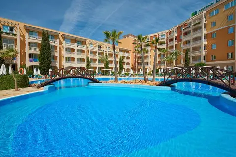 Protur Badia Park Aparthotel in Sant Llorenç des Cardassar