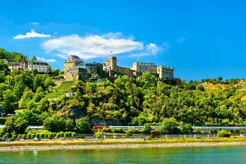 Langs burchten en kastelen met mps Johann Strauss foto 1