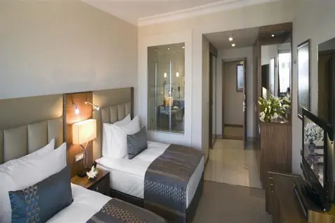Mövenpick Hotel Izmir in Konak — foto 9