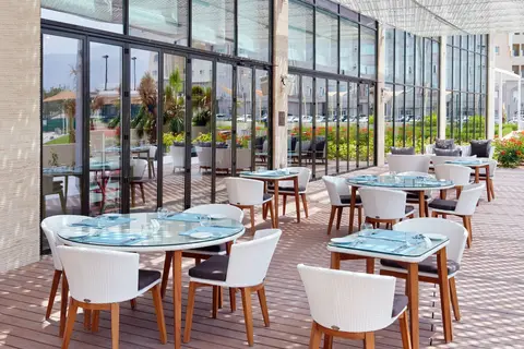 Hilton Garden Inn Muscat Al Khuwair in Muskaatdruif — foto 7
