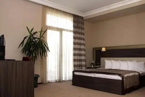 Hotel Cruise in Tbilisi — foto 3