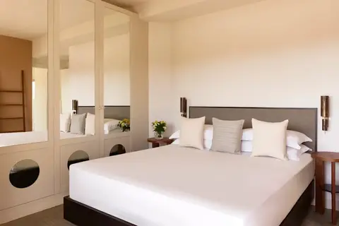 Baia di Chia Resort Sardinia, Curio Collection by Hilton in Domus de Maria — foto 14