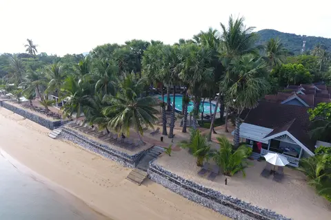 Hotel Paradise Beach Resort in บ้านใต้ — foto 16