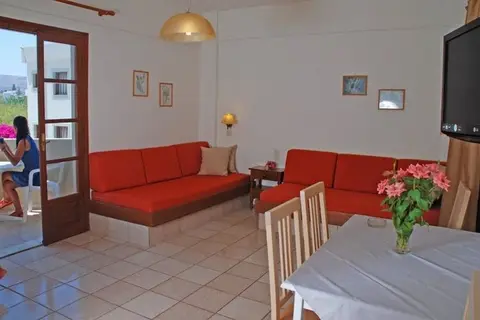John Mary Apartments in Δημοτική Ενότητα Γουβών — foto 5