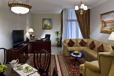 Two Seasons Hotel & Apartments in Dubai — foto 3