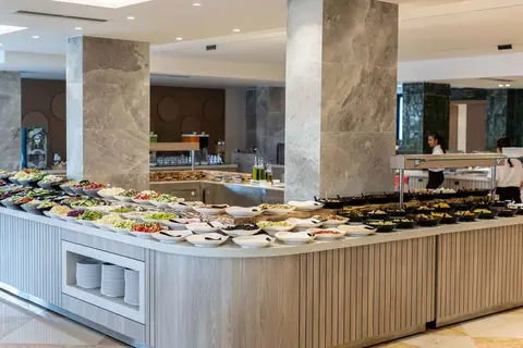 Fafa Aqua Palace Hotel in Golem — foto 7