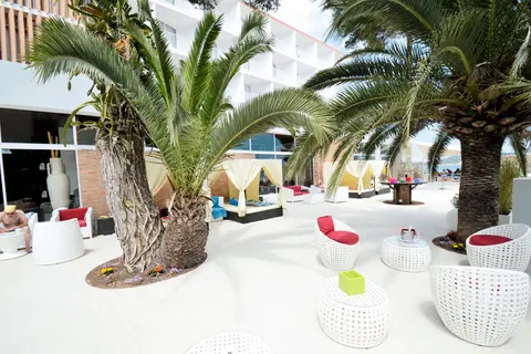azuLine Hotel Mar Amantis & Mar Amantis II in Sant Josep de sa Talaia — foto 5