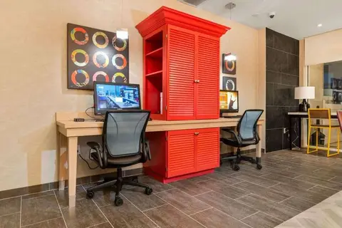 Home2 Suites by Hilton Newark Airport in Newark — foto 16