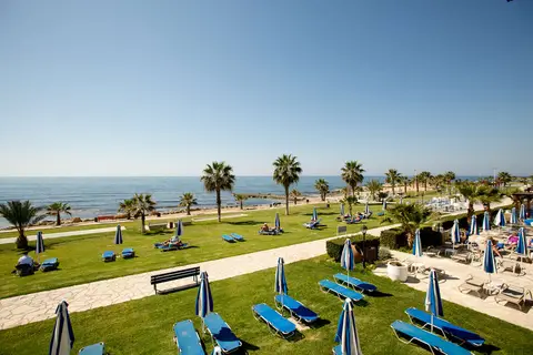 Kefalos Beach Tourist Village in Paphos — foto 18