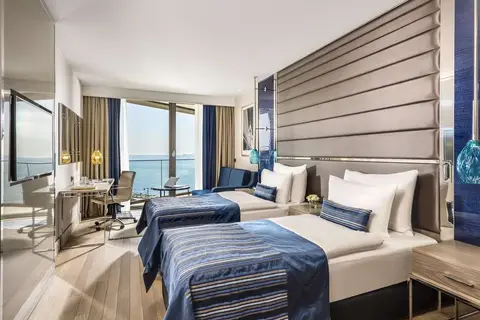 Crowne Plaza Istanbul Florya in Bakırköy — foto 3