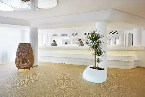Grupotel Tamariscos in Cala'n Bosch — foto 12