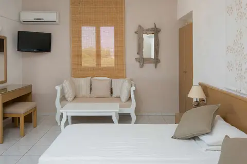 Nathalie Hotel in Ιαλυσός — foto 23