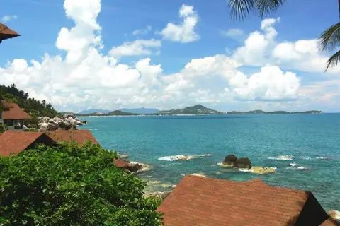 Hotel Coral Cliff Beach Resort in บ้านละไม — foto 10