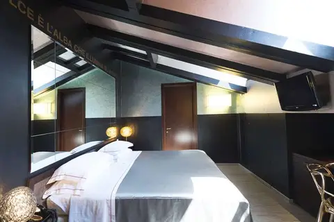 Phi Hotel Bologna in Bologna — foto 9
