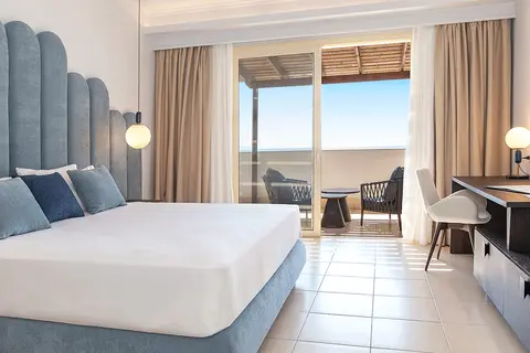 Grand Blue Beach Hotel in Καρδάμαινα — foto 18