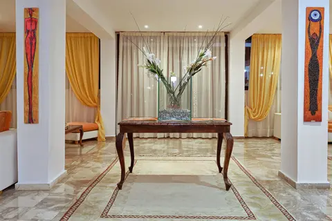 Hotel Punta in Καλύβια — foto 8