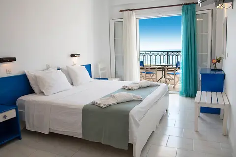 Belle Helene Hotel in Βαθύ — foto 11
