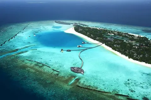 Sun Siyam Iru Fushi in Sun Siyam Iru Fushi Family Pool — foto 10